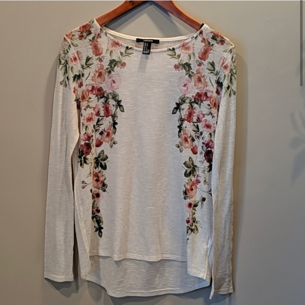 Forever 21 Off White Floral Top (Small)